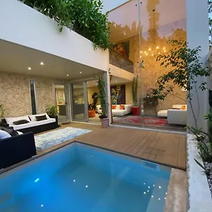 https://casarte-boutique-hotel.quintano-roohotels.com