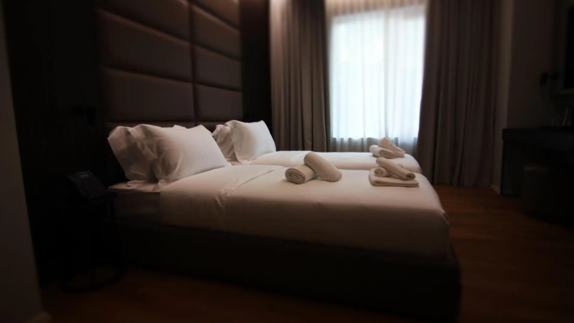 Boutique Hotel Adelar تيرانا