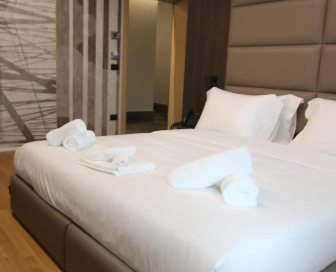 Boutique Hotel Adelar تيرانا